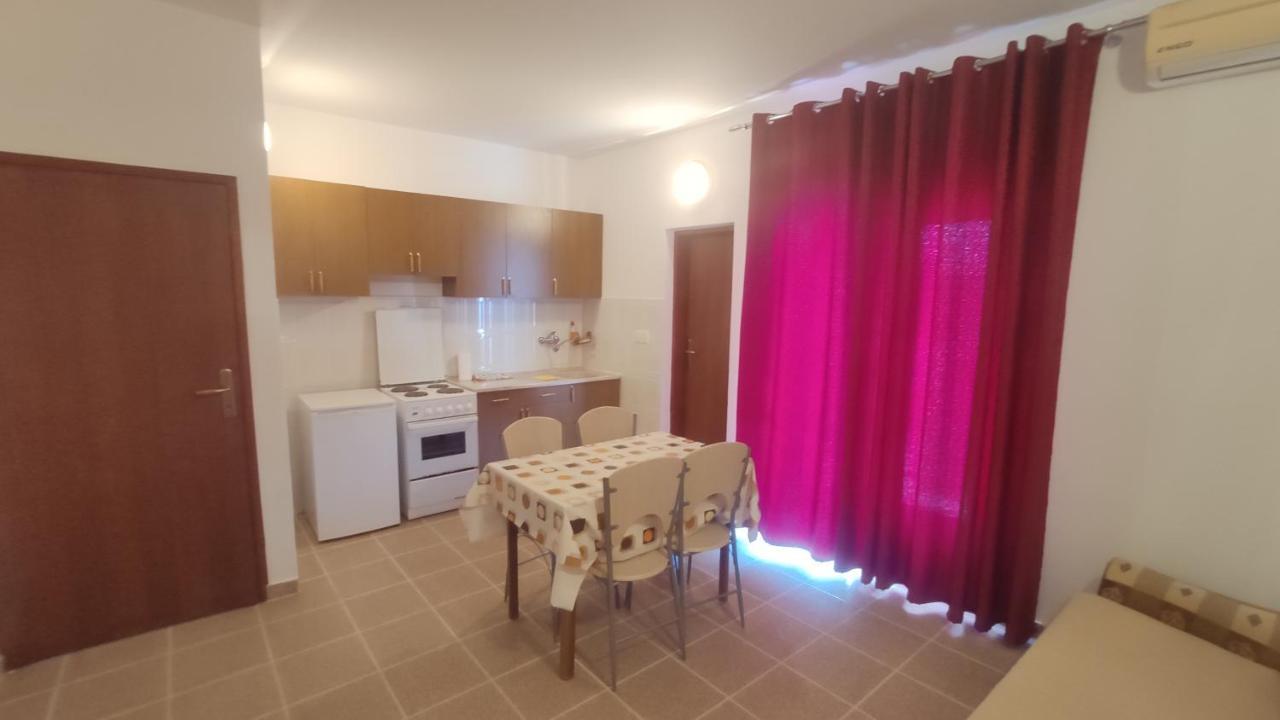 Apartments Marnikovic Ulcinj Bagian luar foto